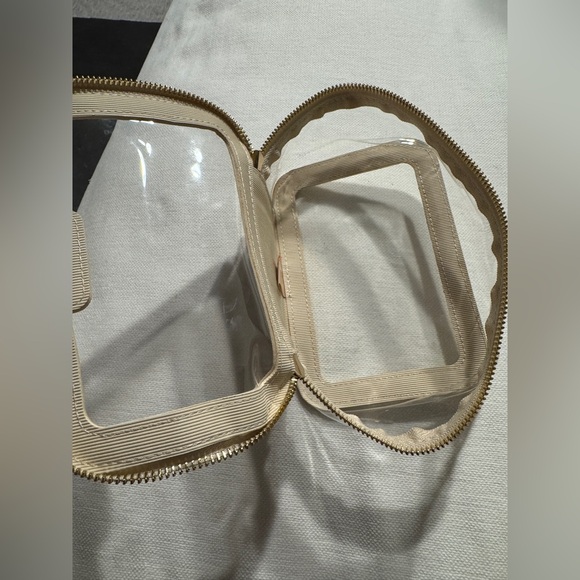 Vieve Cream + Clear Cosmetics Bag - Picture 7 of 7